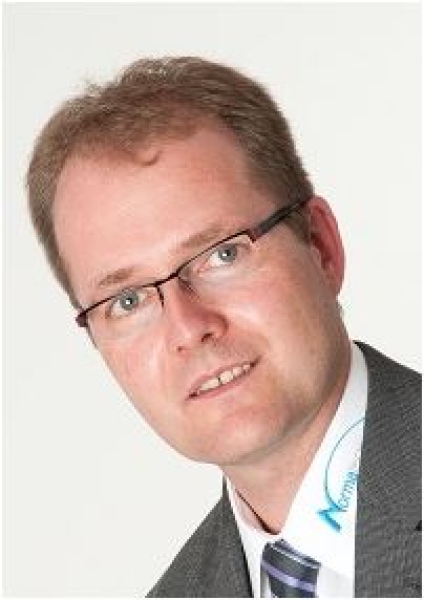 Christoph Mueller Ausschnitt 011Cd5d56794dc2e0d68744e67588bd2