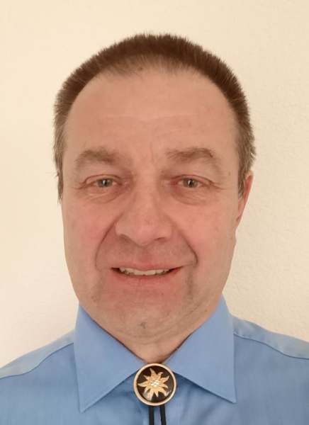 Urs Messer B191b7b582bb3f07ea1e8dd5465a089d